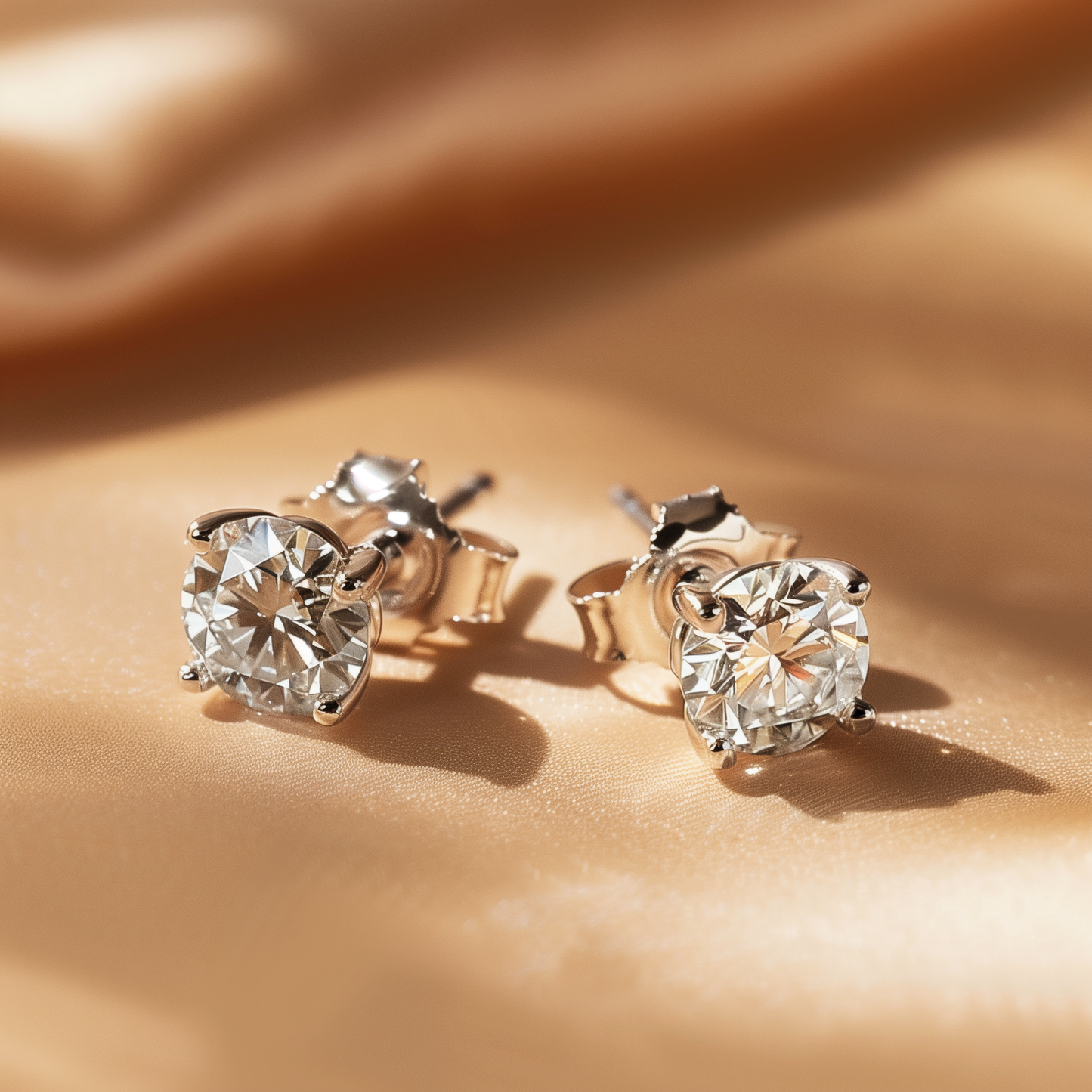 Emilia Studs
